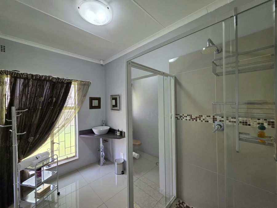 7 Bedroom Property for Sale in Jim Fouchepark Free State